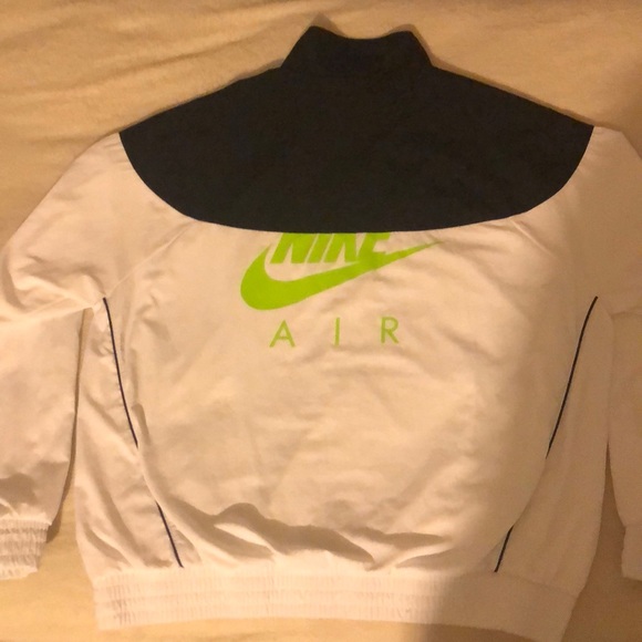 Jordan windbreaker - Picture 4 of 4